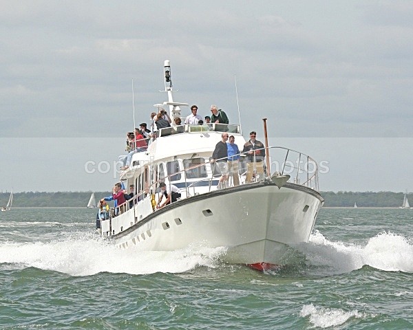 060529 RUM JUNGLE IMG_7082 - Motor Yachts