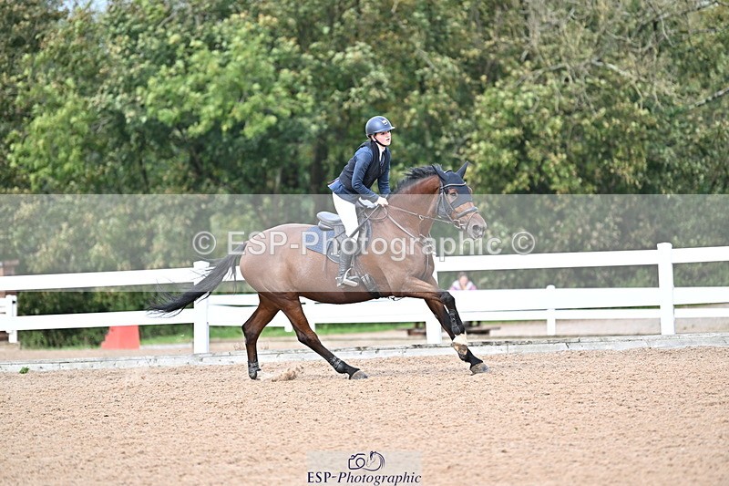 241004A-140252-02418 - Fri 11 1.10m amateur Quals