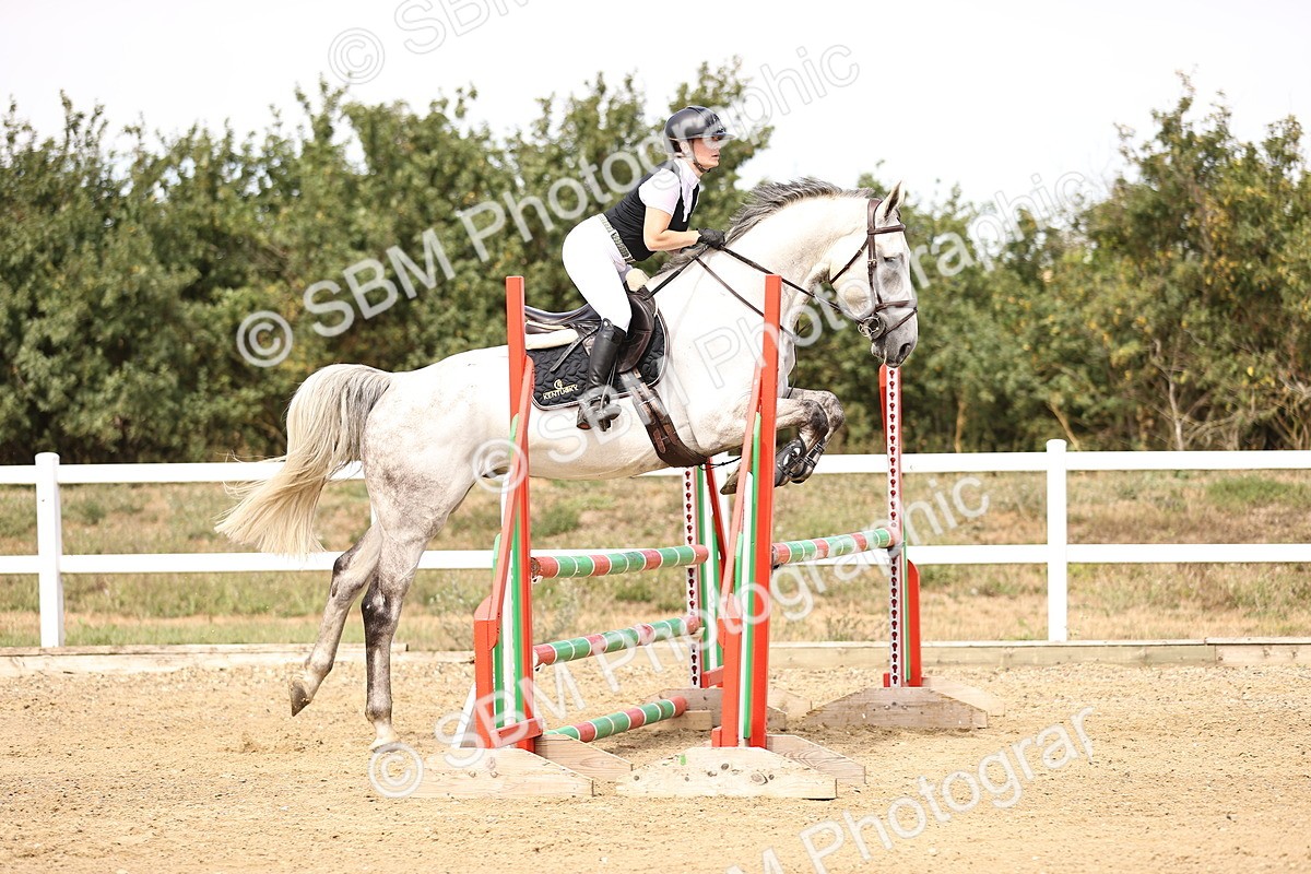SBM_001223 - Class 4 - Senior Discovery - 1.00m Open