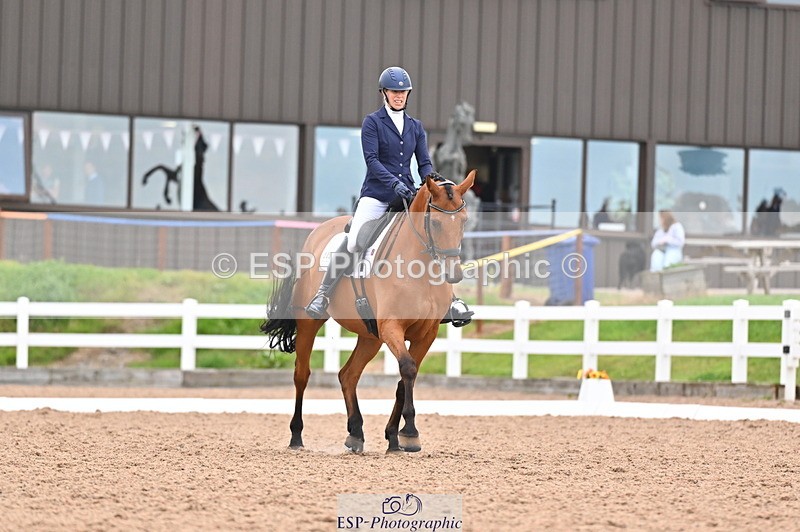 240817A-154416-10339 - 316-Hannah.Drinkwater-Sonnetti