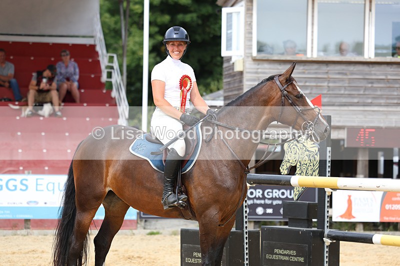 3E7A4654 - Class 9: Senior 1.30m open
