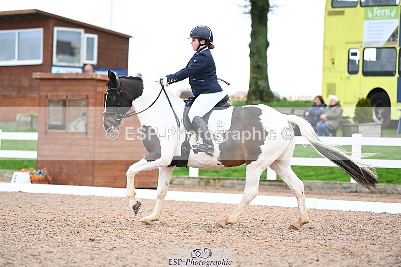 240218A-134136-07913 - 260-Lauren.Picknett-Bonnie.V