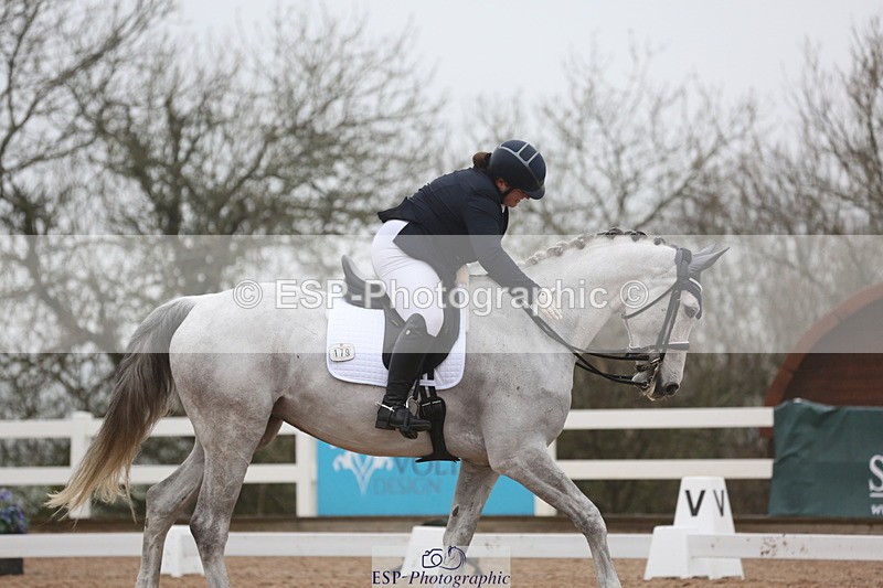 240217A-100733-00938 - 179-Sophie.Gregory-Lady.Lucydale