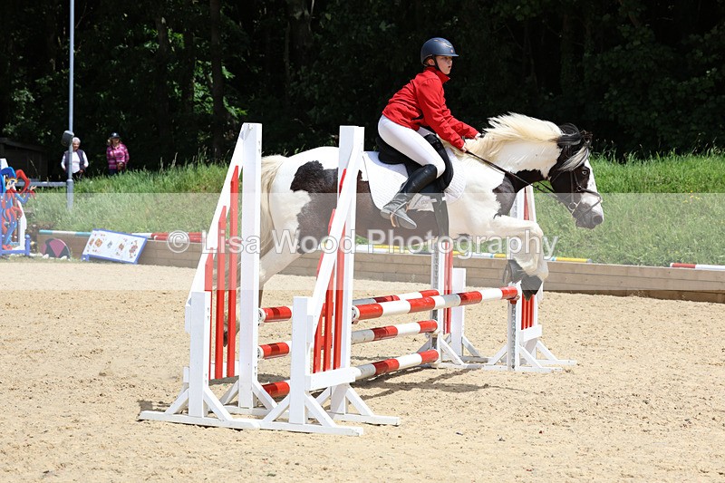 3E7A2596 - Class 4: 70 -75cm Part B