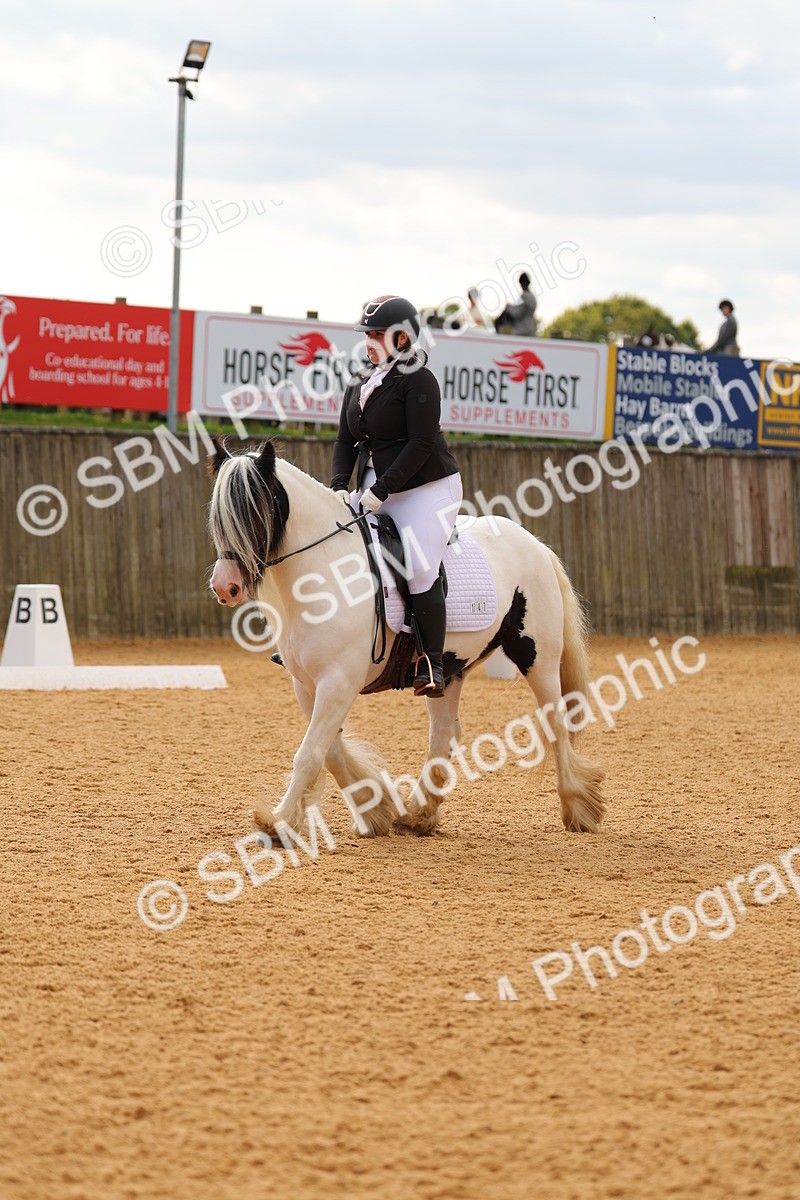 SBM_47433 - D6 - Small Tour Championship - Intro C