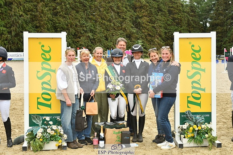 250525A-162522-18979 - Presentations Section D CCI 4 Star