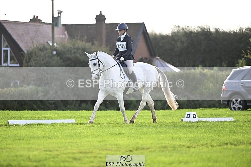 241025-100204-05675 - 356-Demelza.Barnes-GRAGEELAGH.BLUEBELL