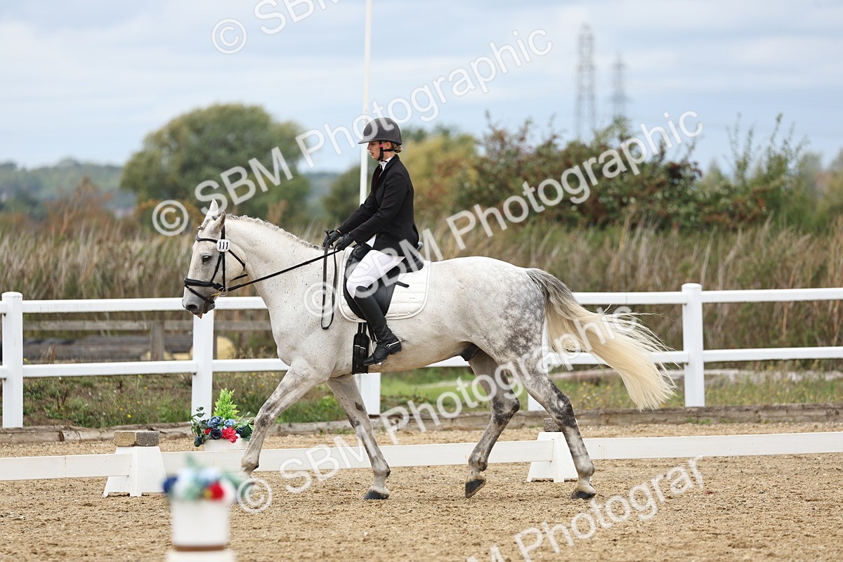 SBM_003576 - Class 7 - Novice 2 Warm Up