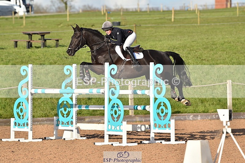 240306A-161536-01972 - Cls 5 Foxhunter and 1.20m Open