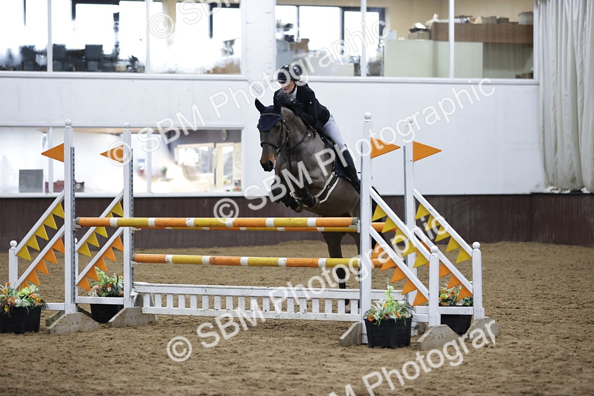 SBM_001085 - Class 4 - Senior Newcomers/ 1.10m Open