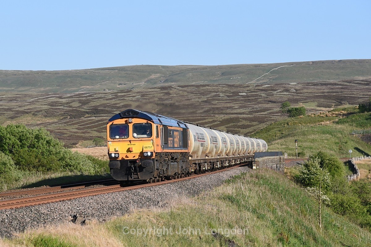 JL - 21.5.25 66757 6C00 Clitheroe - Carlisle NY, Lunds - Latest shots