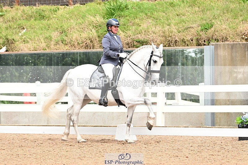 240815A-145131-02101 - 105-PAULA.LEE-Deseado.Santo