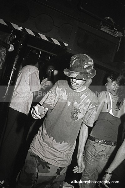 52 - Friends-&-Family @ the-roadhouse 02.10.04