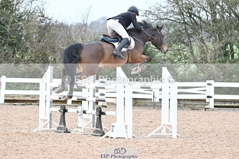 231208A-135315-01031 - Cls 6 Foxhunter & 1.20m Open