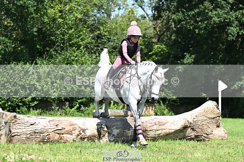 240729B-143845-02821 - Abbie's Group XC