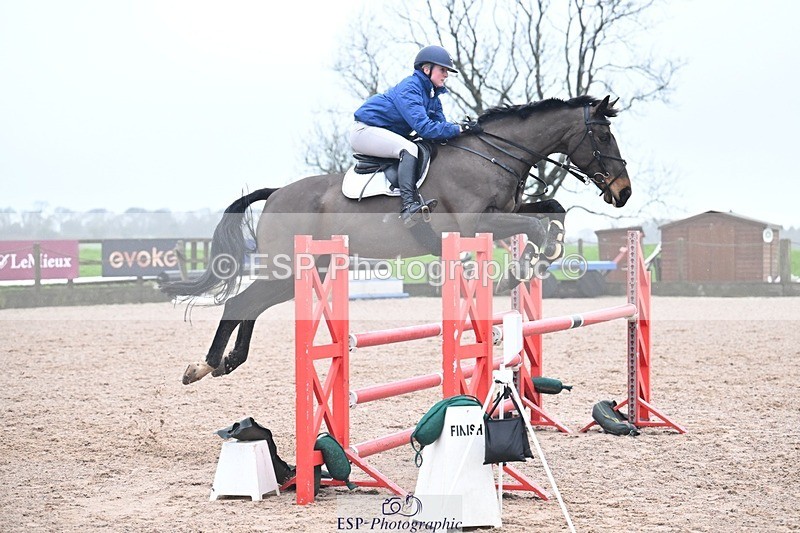 260121-123722-00289 - Snr Newcomers 1.10m