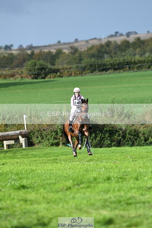 251024A-132717-12045 - B-149-Kate.Rowe