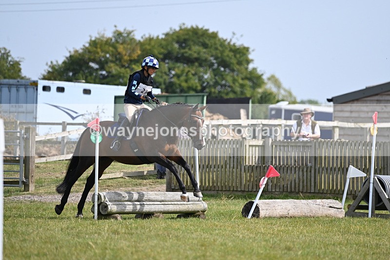 WJ6_0982 - 60cm XC Time 12:34 to 12:54