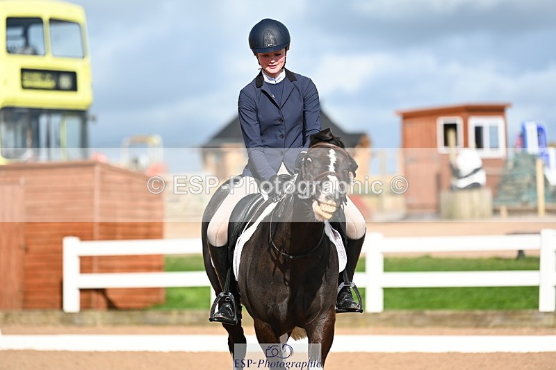 240323A-151435-02423 - UnA Novice 28