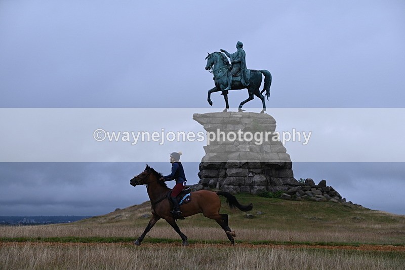 DSC_2416 - Time at Statue 12:34 to 12:56