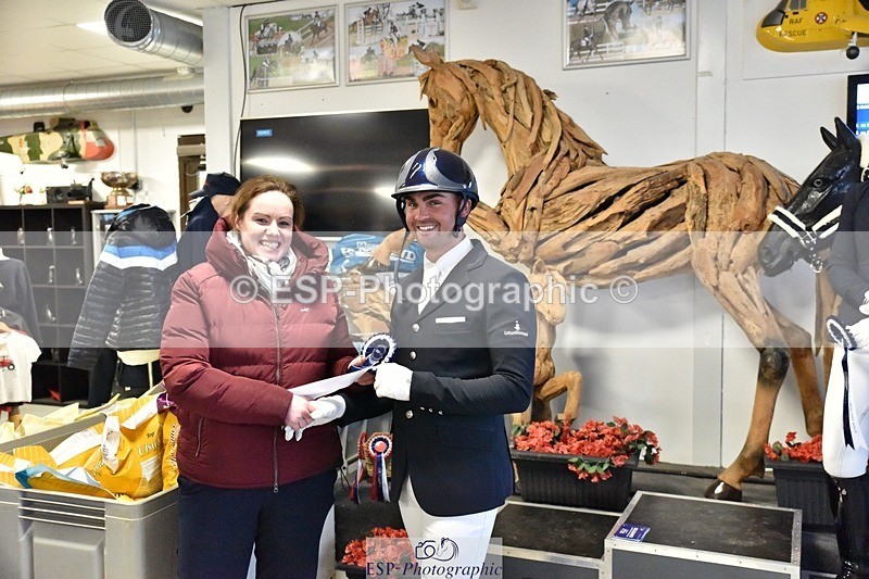 250216-144436-06131 - Elementary Gold Presentations