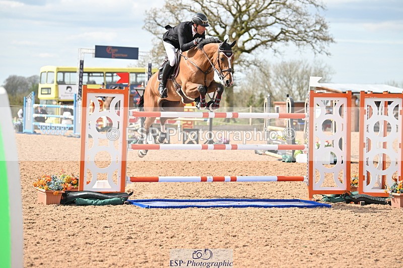 240418A-145311-04573 - Cls 9, 2 Star Big Tour 1.40m