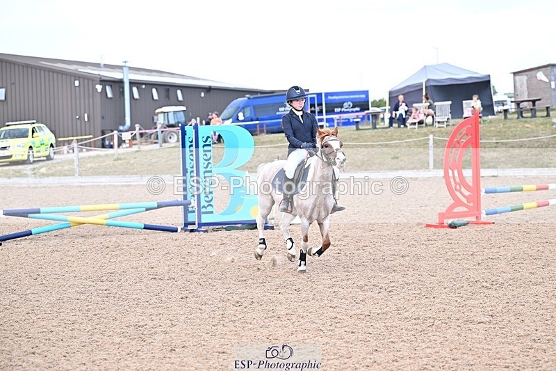 250826-152650-00110 - Clear Round and 60cm