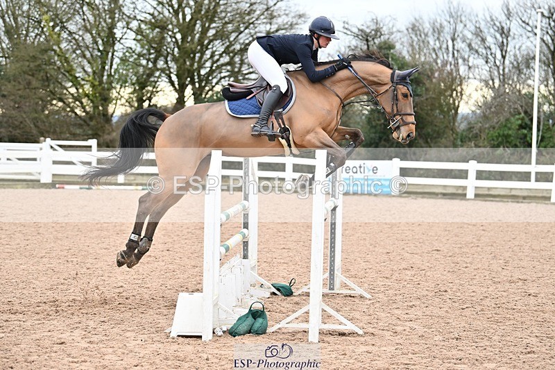 250112-115958-01204 - Cls 19 Snr 1.05m Open