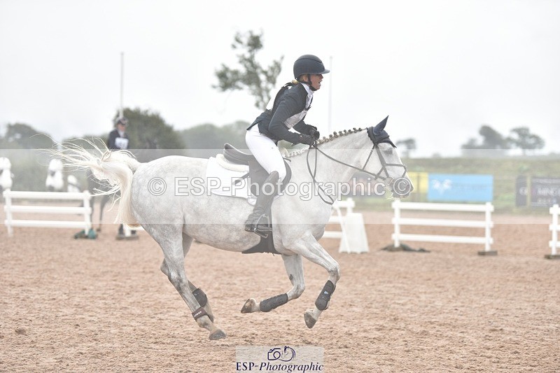 250830-103706-00263 - A-009-Caitlin.Wright