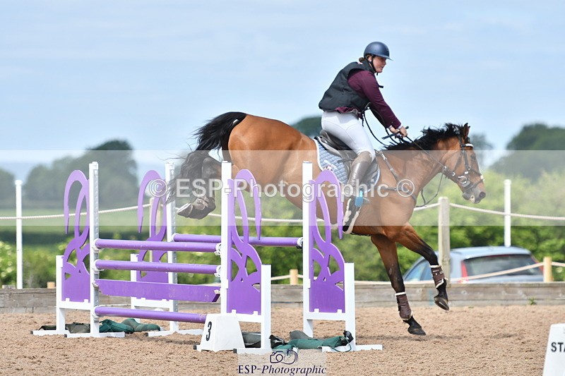 240609A-115034-04773 - Cls 17 Snr 1.05m Open