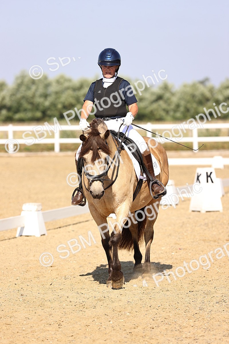 SBM_002731 - Intro 2 - Warm Up
