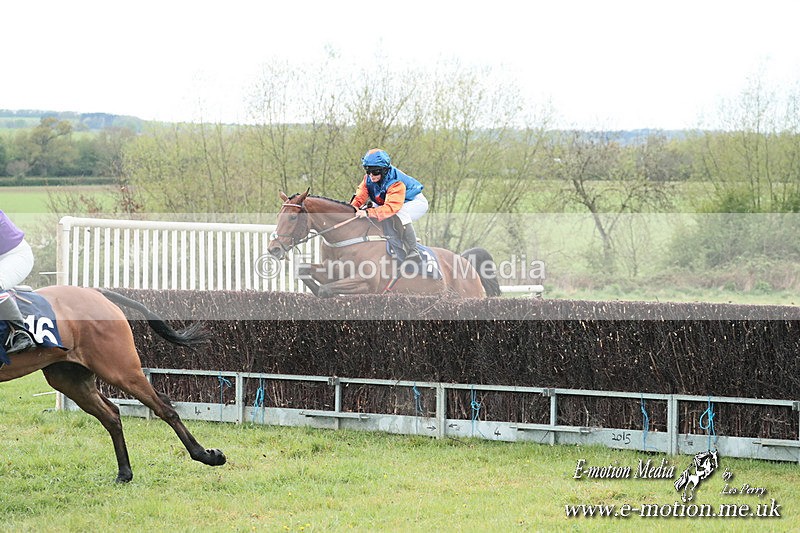 PtP 210425  727 - Paxford Races Easter Monday 21/04/25