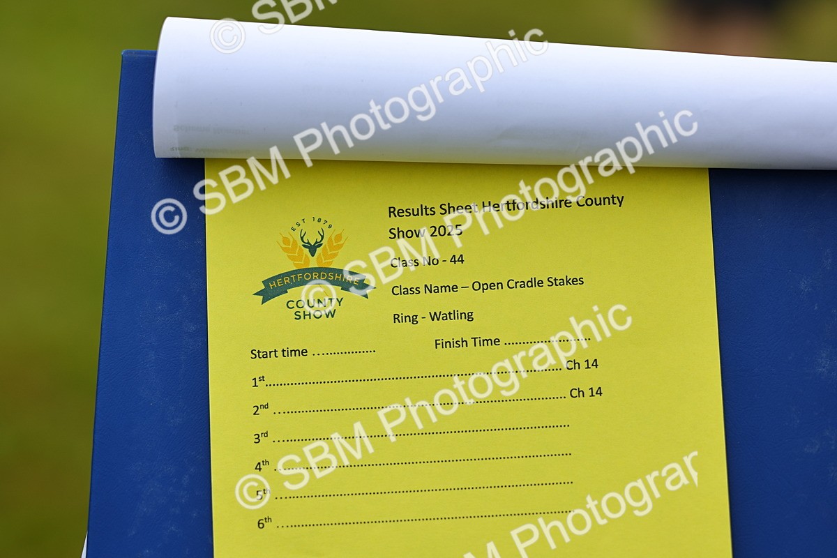 SBM_09405 - Class 44-45 - LIHS BSPS Open Nursery and Cradle Stakes