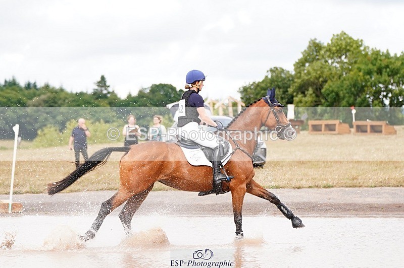 250803A-153812-16639 - O-682-Millie.Juleff-HERONA.CZ.Z