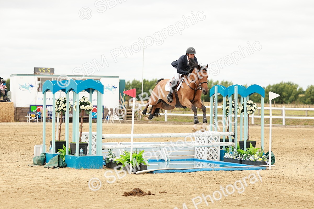 SBM_017667 - Class 21 - Senior Newcomers Championship 2d Rd