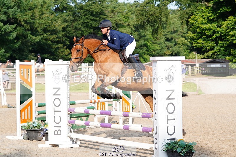 250615A-080140-09525 - Class 42 85cm Amateur Qualifer