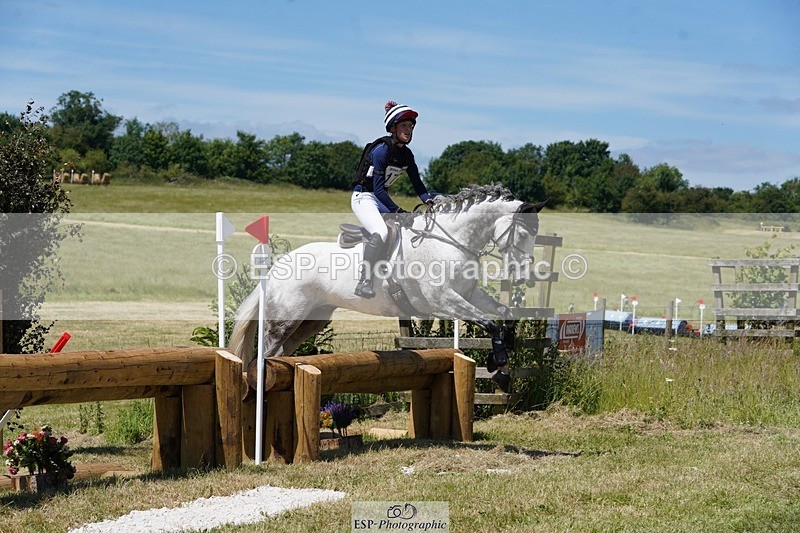 240629X-134918-3023 - 177-Coco_Smythe-MACHAS_GREY