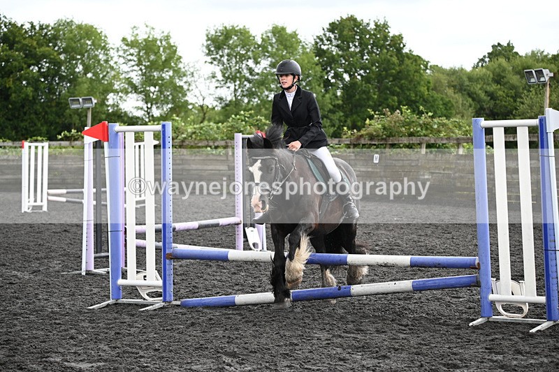 WJ6_0068 - Class 13 Novice 60cm