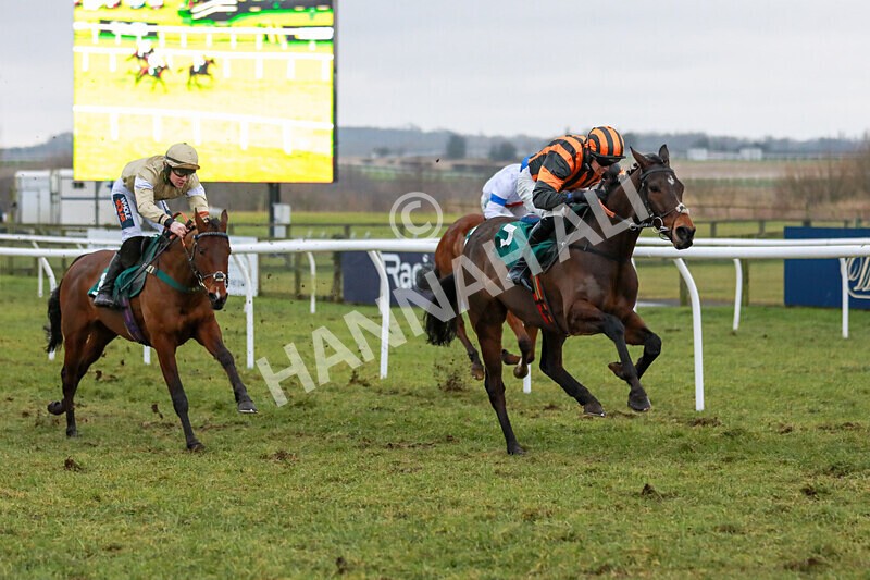 100225-Race 3-Haarar-5708 - Race 3