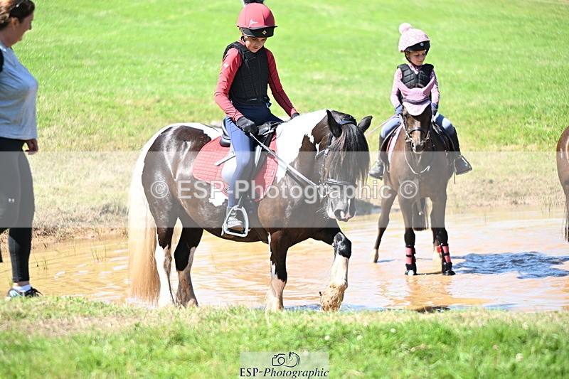 240729B-150450-03139 - Abbie's Group XC