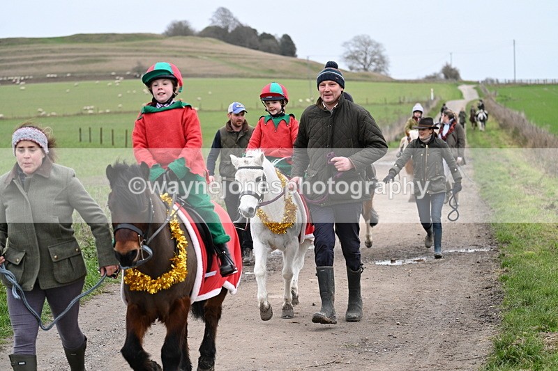 WJ7_1383 - Walk Home