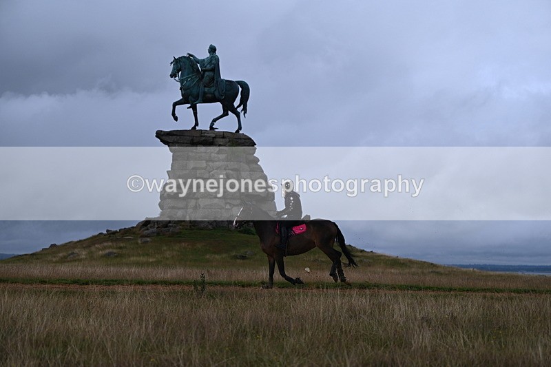 DSC_3924 - Time at Statue 14:56 to 15:05