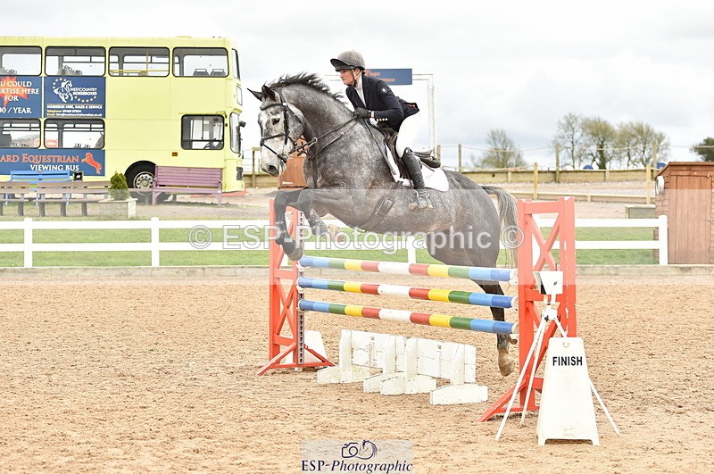 240403A-140758-00715 - Cls 4 Newcomers and 1.10m Open