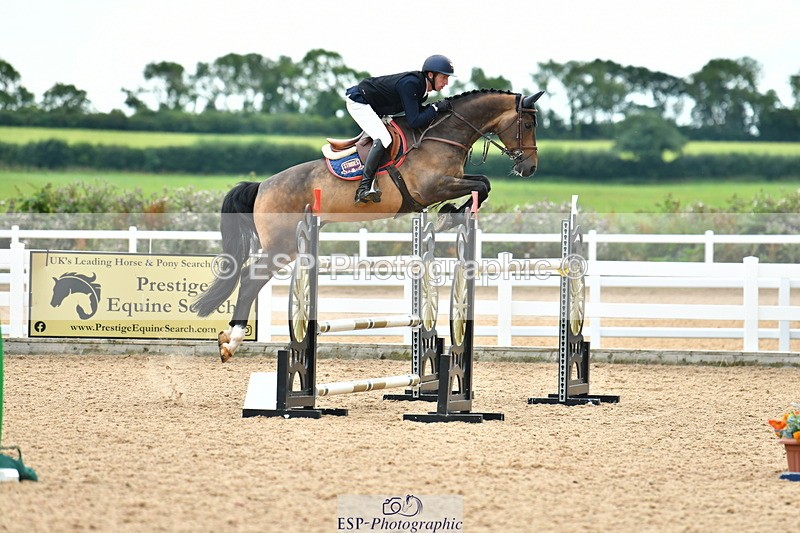 230721A-141954-06850 - Cls 22, 1 Star Gold 1.30m