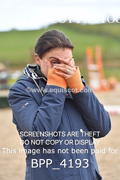 BPP_4193 - CLASS 6 FRI Senior Newcomers/ 1.10m Open