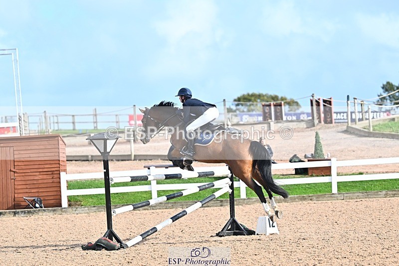 261014-145133-00848 - Cls 07 Snr Fox & 1.20m Open