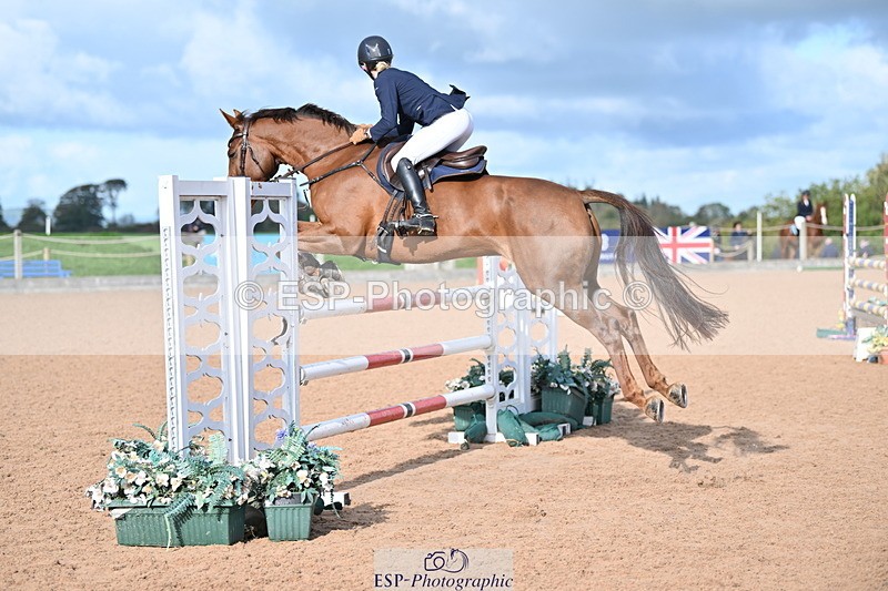 231014A-104753-04220 - Cls 18 Newcomers & 1.10m Open