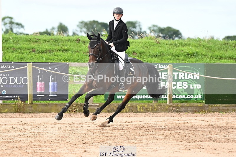 240721A-090039-16743 - Cls 20, 1 Star Gold Tour 1.35m