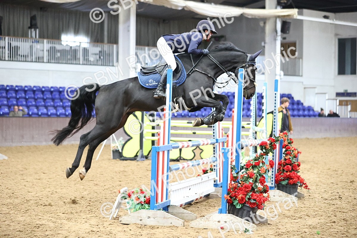 SBM_003347 - Class 11 - Senior Newcomers 1.10m