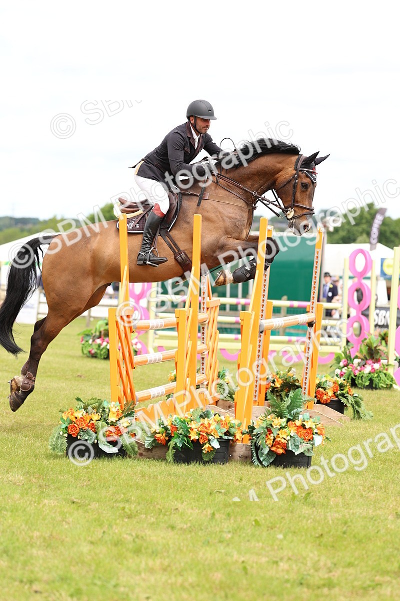 SBM_13949 - Class 206 - Senior Newcomers - 1.10m Open